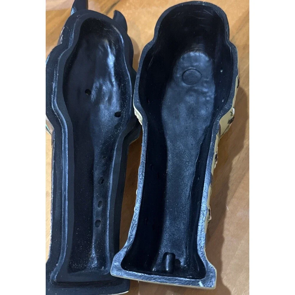 Egyptian God Anubis‎ Jackal Sarcophagus 7